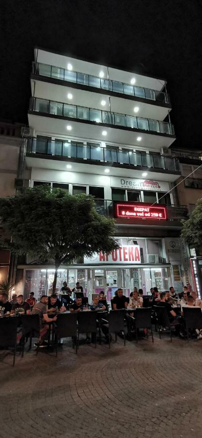 Korzo Prenociste Lejlighed Novi Pazar Eksteriør billede
